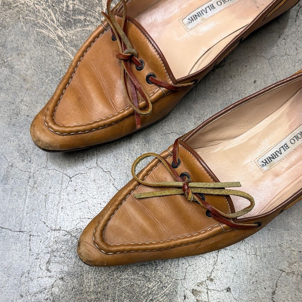 *vintage Manolo Blahnik tan brown leather flat loafers - Picture 3 of 6